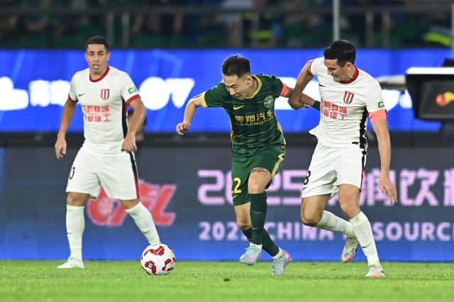 开云-成都队遭绝平交出榜首位置 徐正源苦恼无人可用