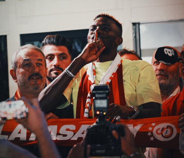 开云-奥西门租借加盟加拉塔萨雷：一场荒诞的皆大欢喜