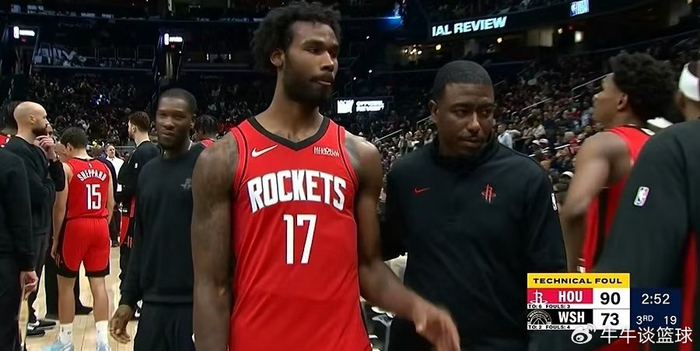 开云官网-直接被驱逐！脾气太大，脏动作越来越多，还顶撞乌度卡，该送走了|伊森|火箭|奇才|艾米-乌度卡|华盛顿奇才队_新浪体育_新浪新闻