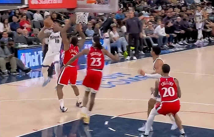 开云官网-快船109-118不敌国王 球员评价：2人优秀，3人及格，4人低迷|洛杉矶快船队|NBA常规赛|nba|篮板|末节_新浪体育_新浪新闻